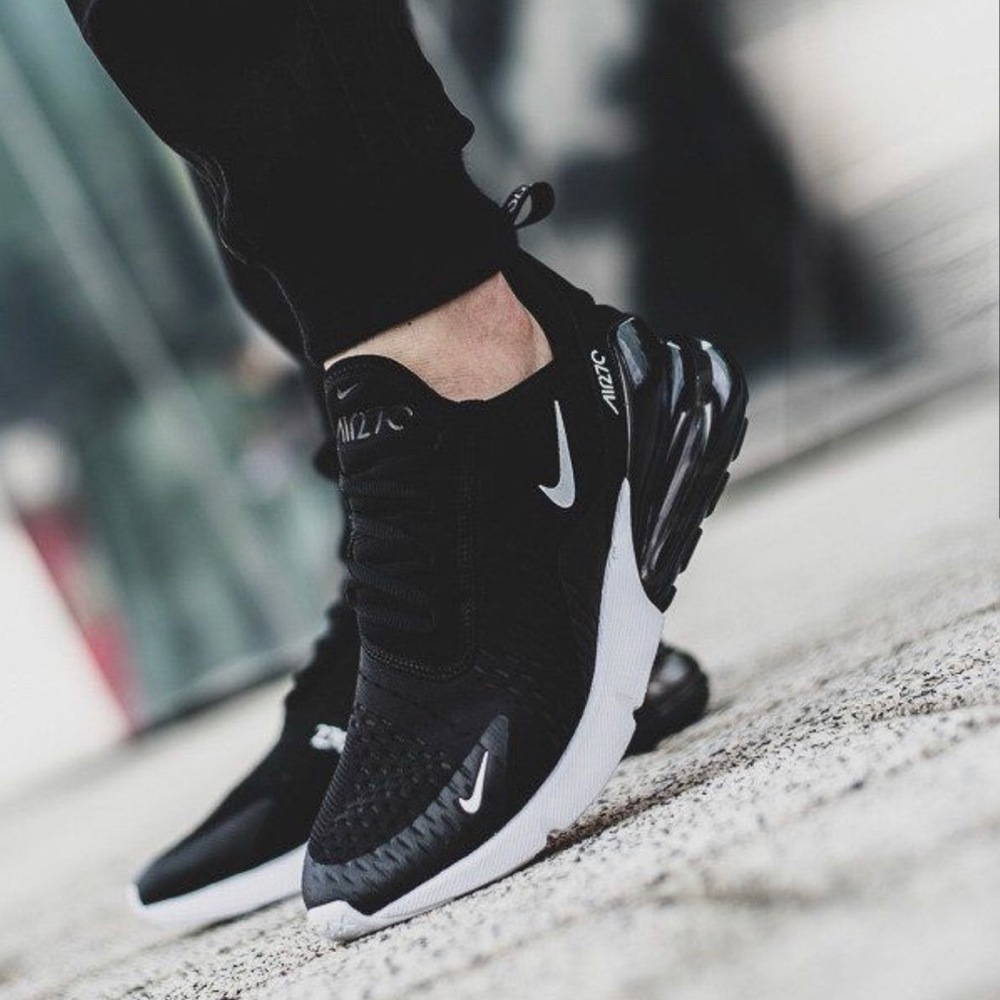 Nike Air Max 270